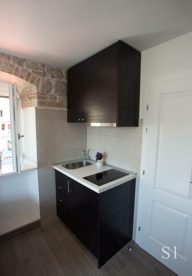 Morus Alba Apartment Split Exterior photo