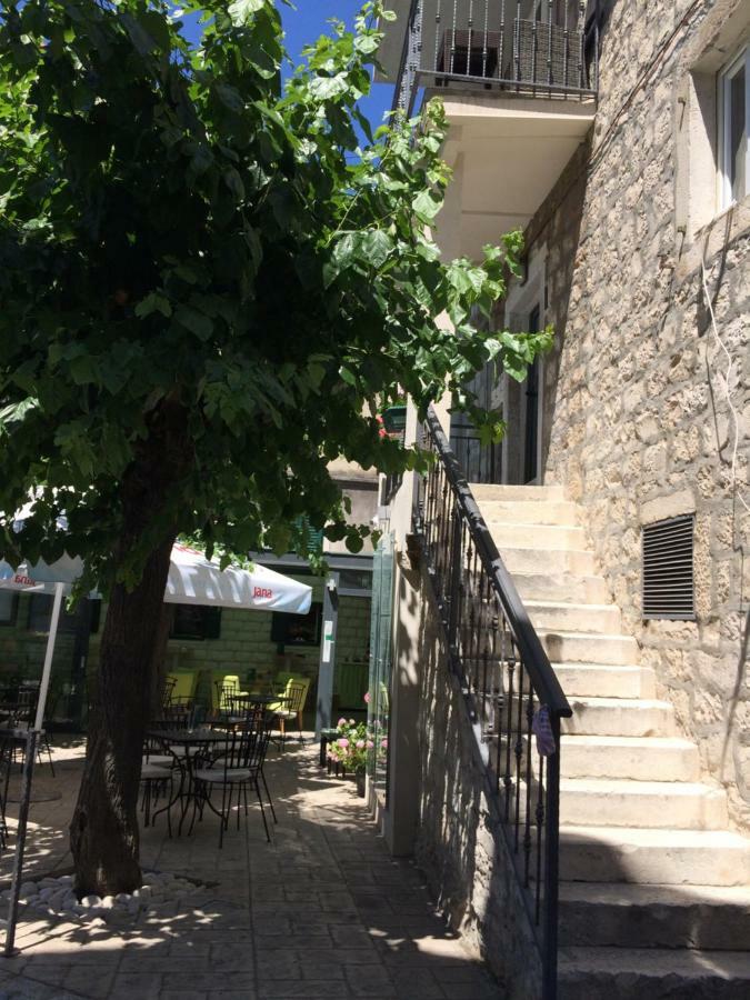 Morus Alba Apartment Split Exterior photo